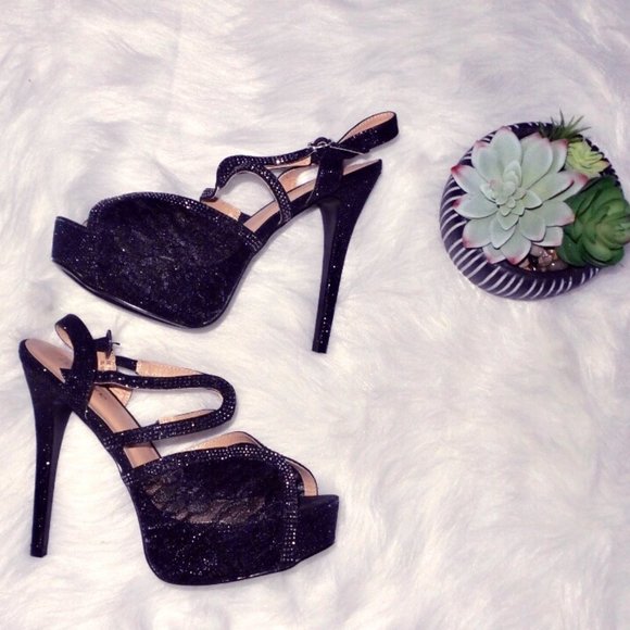 *SOLD* Platform Stilettos w/Rhinestone Accent - Picture 1 of 7